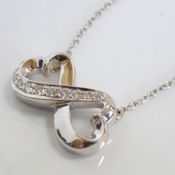 TIFFANY CO 💗💗 750 18k White Gold WG Picasso Diamond Elegant Necklace T&CO - Picture 1 of 7